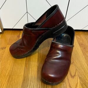 Dansko Women’s 45 Red Maroon Leather Professional Clog Chunky Platform Work